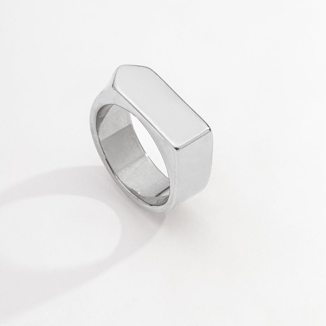 Anel Masculino Flecha Prata em Aço Inoxidável