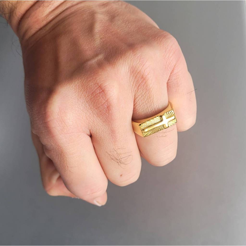 Anel Masculino Cruz Retângulo Dourado