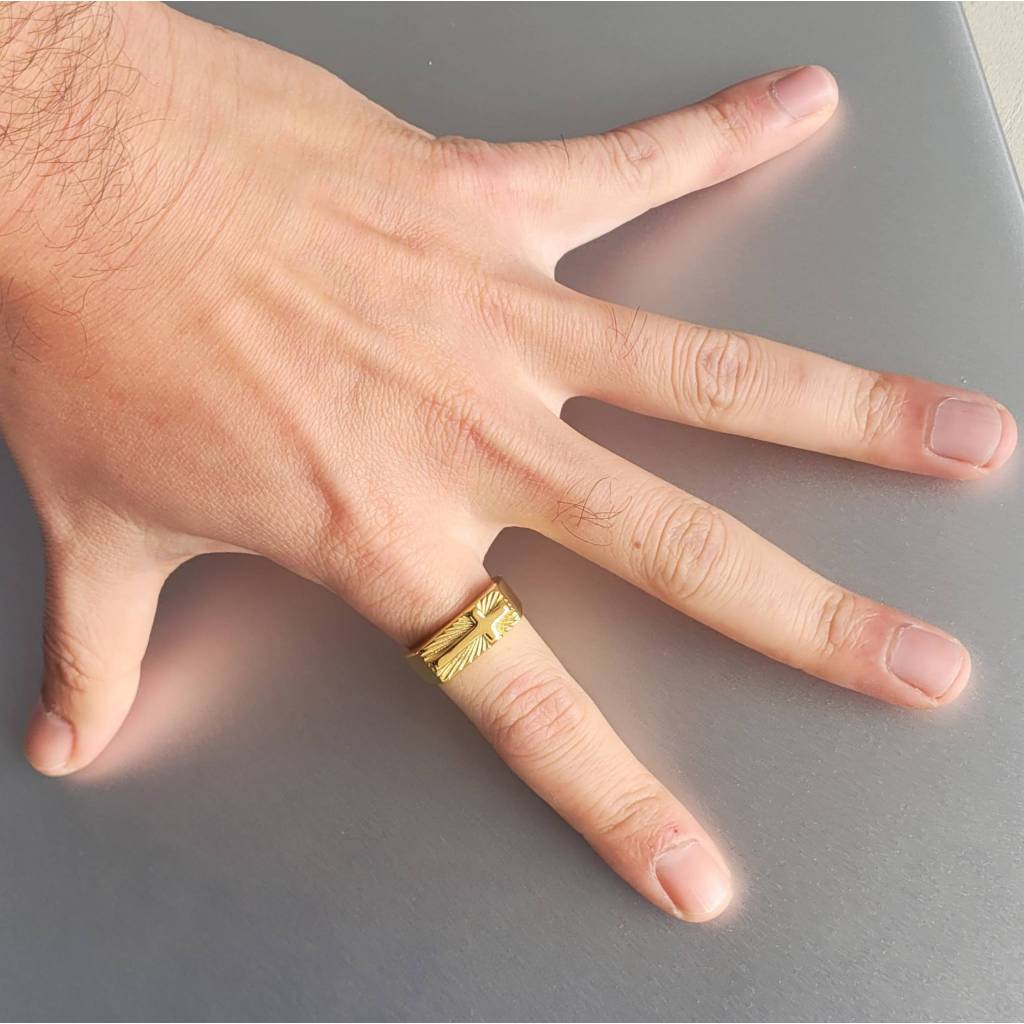 Anel Masculino Cruz Retângulo Dourado