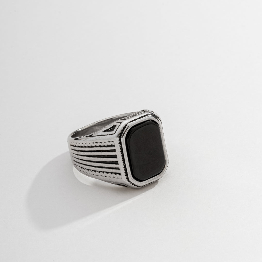 Anel Masculino Pedra Onix Grande Prata em Aço Inoxidável