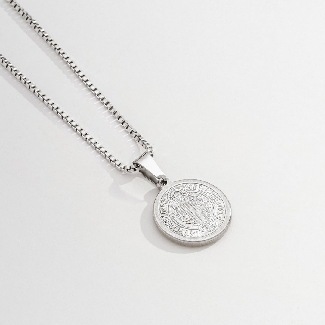 Colar Masculino Corrente Veneziana Medalha de São Bento Prata em Aço Inoxidável